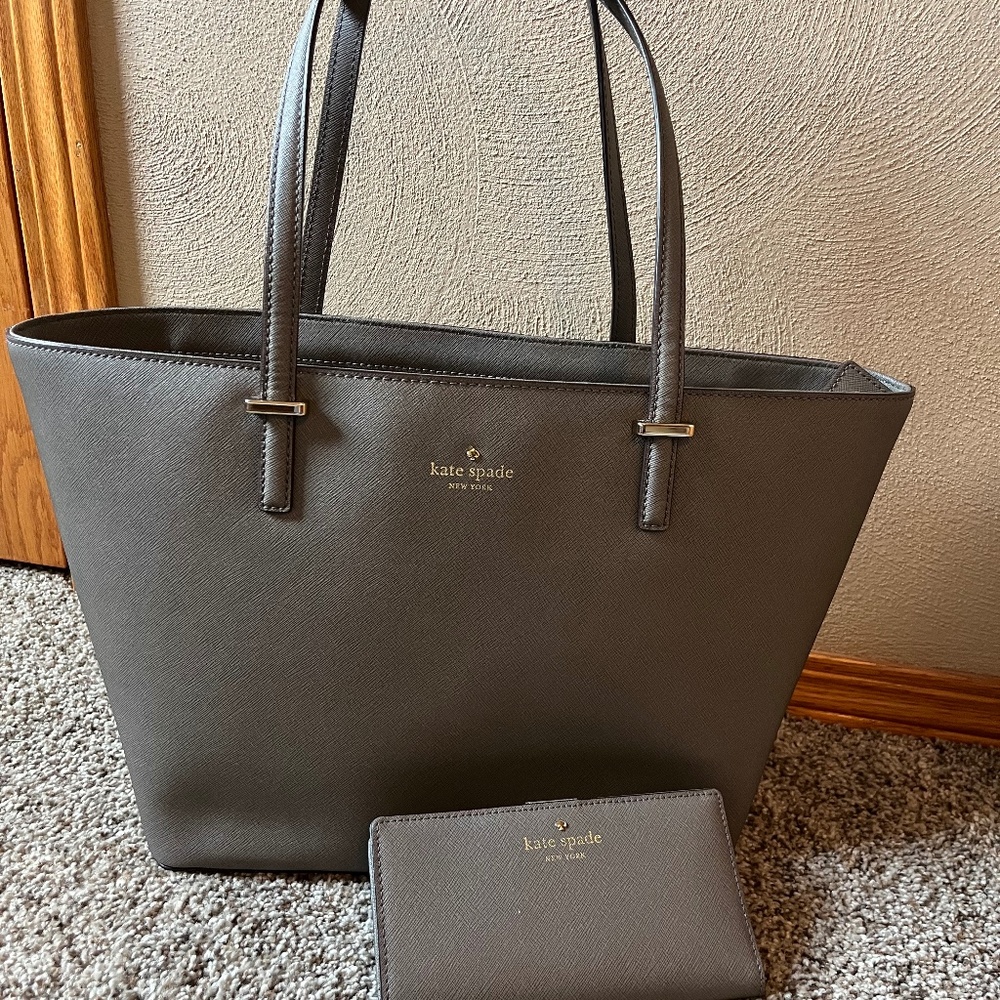 Kate Spade Large Cedar Street Harmony Tote and matching wallet